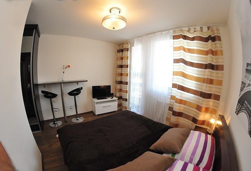 Studia Saris Apartment Presov Bilik gambar
