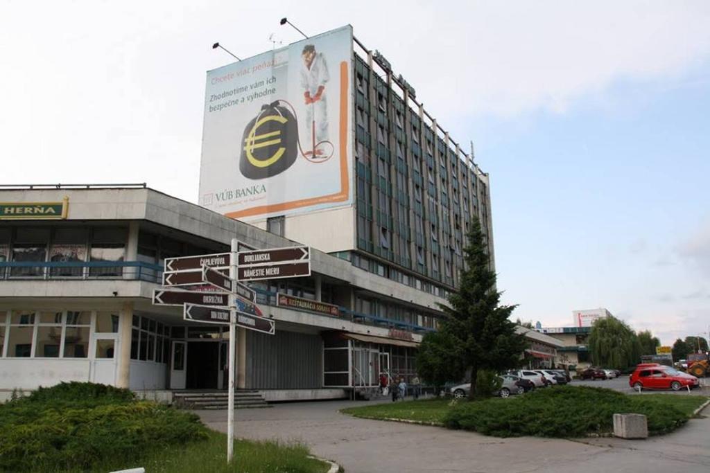 Studia Saris Apartment Presov Bilik gambar
